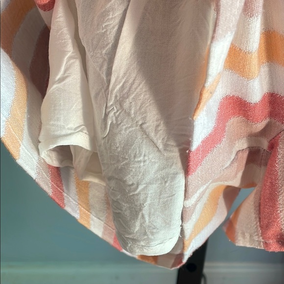 ⭐️ 5 items for $15 ⭐️ Miami Striped Peach and Coral Women's Paper Bag Shorts - Picture 3 of 7